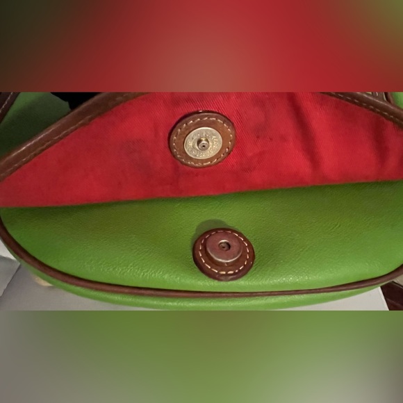 Vintage Dooney and Bourke Crossbody Saddlebag Dooney Leather Shoulder Bag Green - Picture 9 of 14